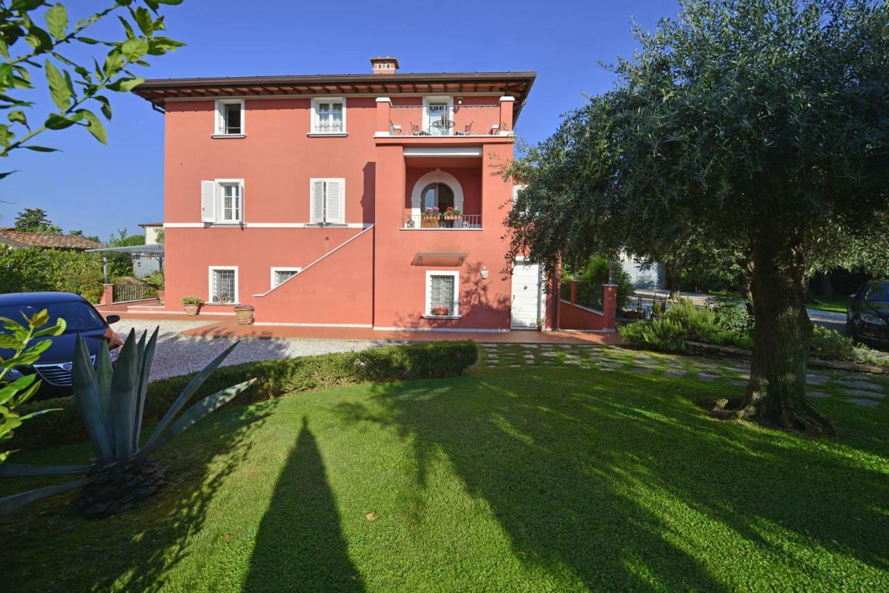 In Versilia Seravezza Habitación foto